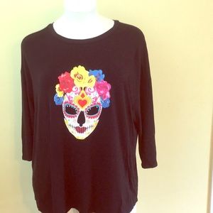 LOVE GRAPHIC HALLOWEEN TEE